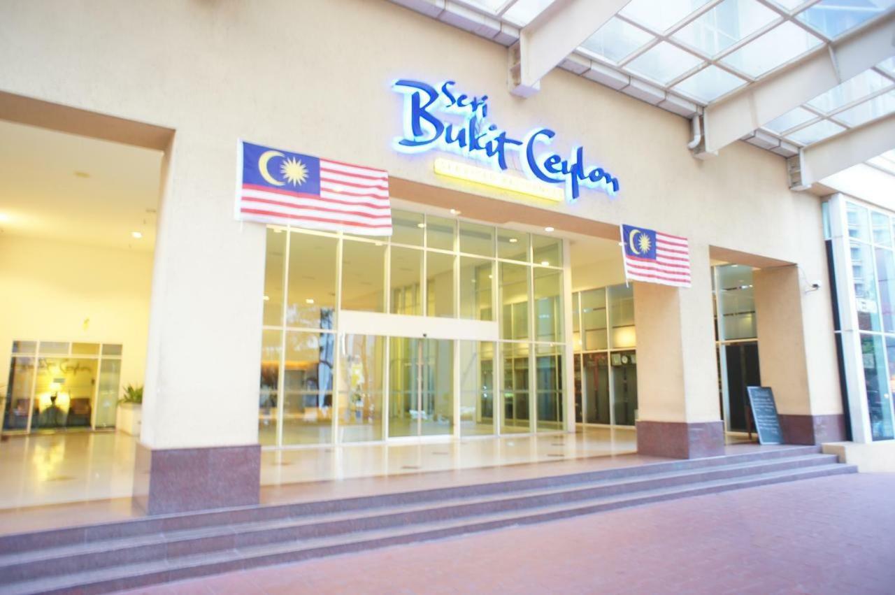 Hauzz Seri Bukit Ceylon Residence Kuala Lumpur Exterior foto